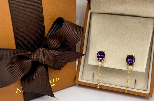 Earrings 18kt Gold Oval Amethyst Chain & Diamonds Studs
