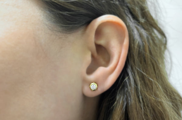 Mini Earrings 18kt Gold Octagonal & Round Diamond Studs