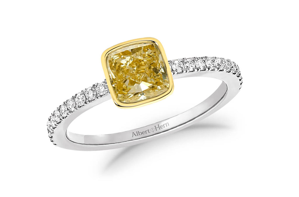 Ring 18kt Gold GIA Square Yellow Diamond & Pave