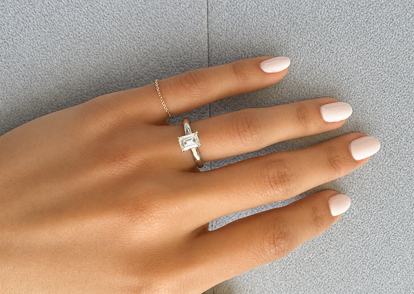 Ring Platinum GIA Solitaire Emerald Cut Diamond 1.01 cts H SI2