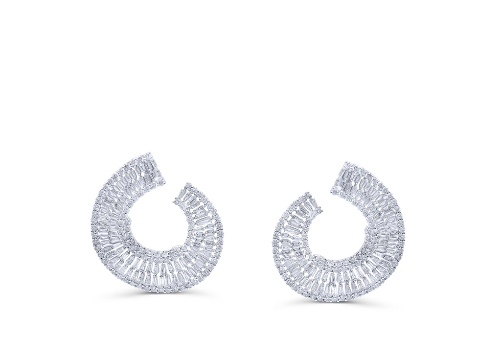 Earrings 18kt Gold Spiral Baguette & Round Diamonds 3.43 carats