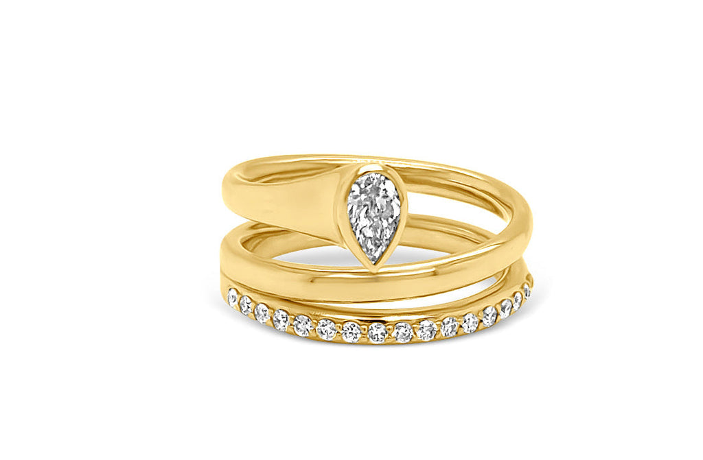 Ring 18kt Gold Spring Pear Shape Yellow Diamond 0.29 cts & Round Diamonds