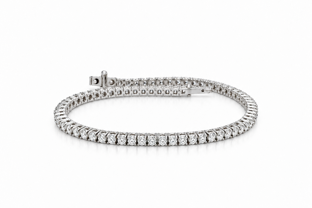Bracelet 18kt White Gold Tennis with 75 Diamonds 1.98 cts.