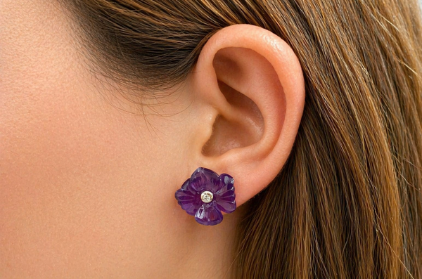Earrings 18kt Gold Carved Amethyst Flowers & Diamonds