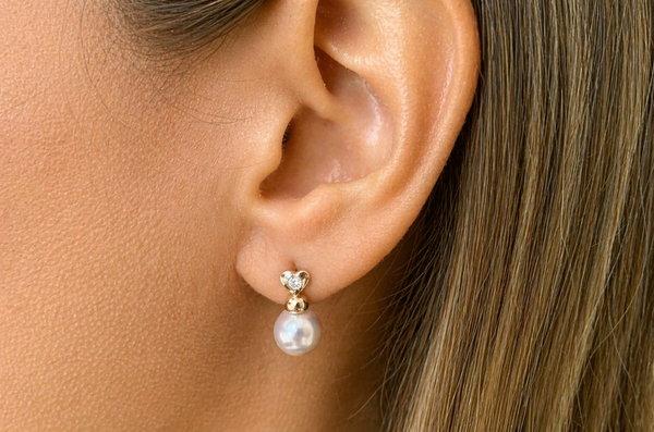 Earrings 18kt Gold Round Grey Pearls & Center Diamonds Hearts Studs