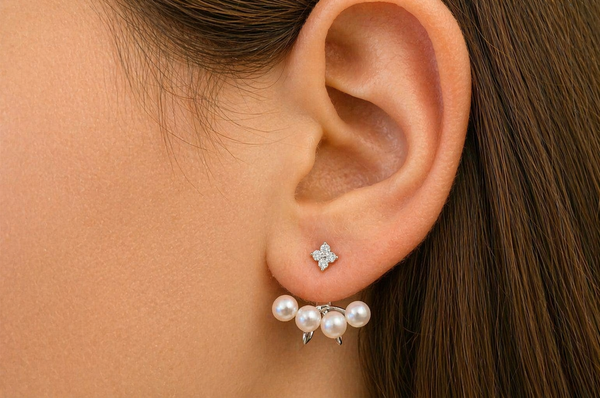 Earrings 18kt Gold Jacket Pearls and Diamonds