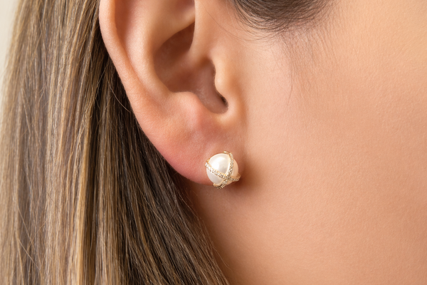Earrings 14kt Gold Criss Cross Pearls & Diamonds