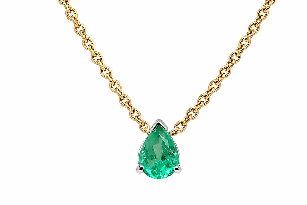 Necklace 18kt Yellow Gold Chain with Pear Cut Emerald