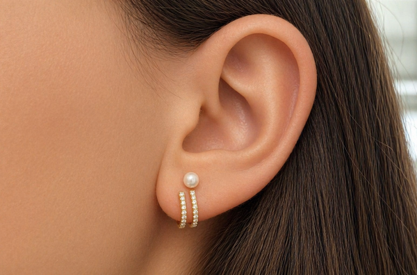 Earrings 14kt Gold Pearl Lobe Studs & Double Row Diamonds