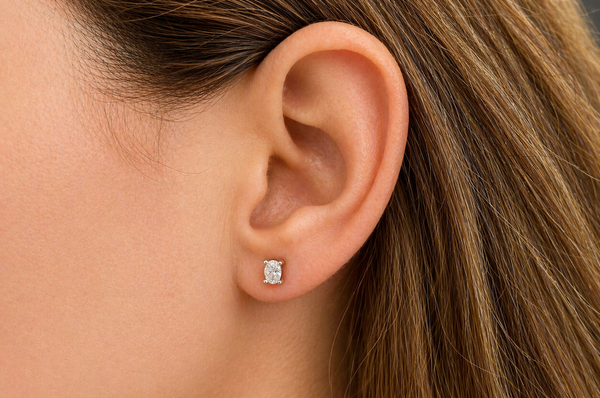 Earrings 0.48cts Oval Diamonds 18kt Gold Studs Early Winter Collection