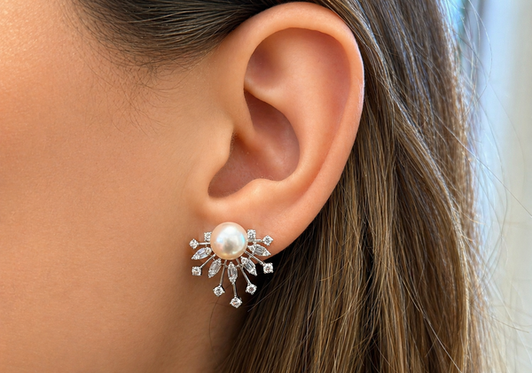 Earrings 18kt Gold Pearls and Diamonds Stardusts