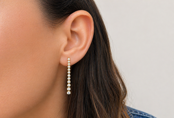 Earrings 18kt Yellow Gold and 1.00 cts Inline Diamonds Drops