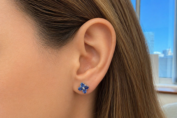 Earrings 18kt Gold Flowers Oval Kenite & Diamonds Studs