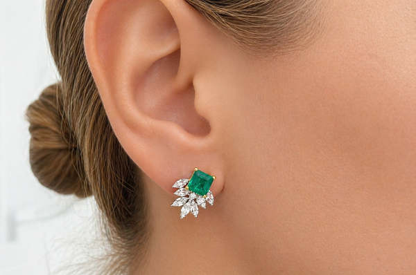 Earrings 18kt Gold Square Emerald & Marquise Illusion Diamonds