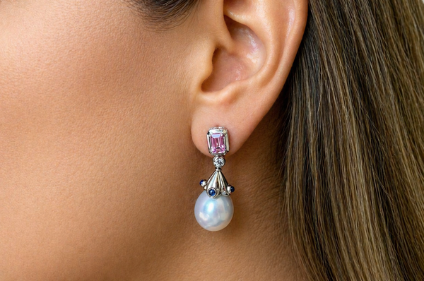 Earrings 18kt Gold South Sea Pears Sapphires & Diamonds