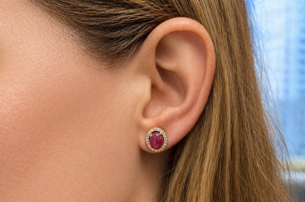 Earrings 18kt Gold Oval Ruby Cabochons & Diamonds Studs