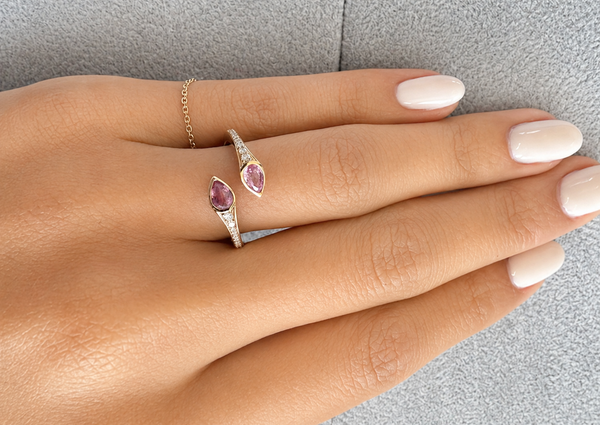 Ring 18kt Gold Two Stone Pear Sapphire & Diamonds