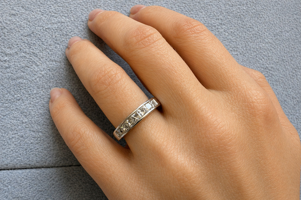 Ring 14kt White Gold Half Band Channel Setting 7 Diamonds 1.02 carats