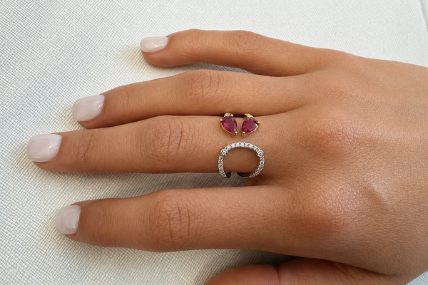 Ring 18kt Mixed Gold 2 Pear Rubies with Diamonds