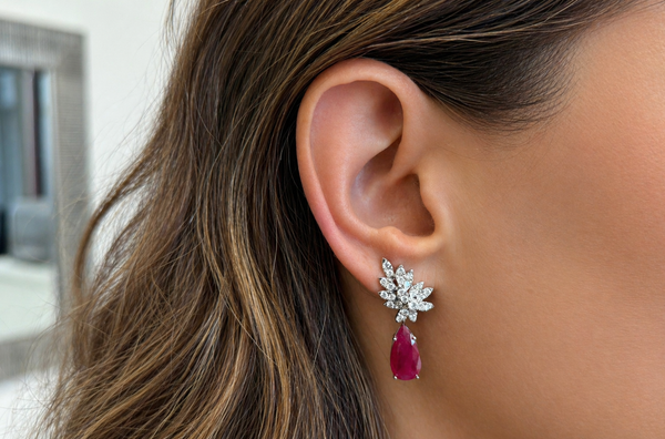 Earrings 18kt Gold Pear Rubies & Diamonds Statement Drops