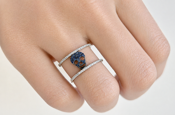 Ring 18kt Gold Skull Sapphires & Double-Row Diamonds