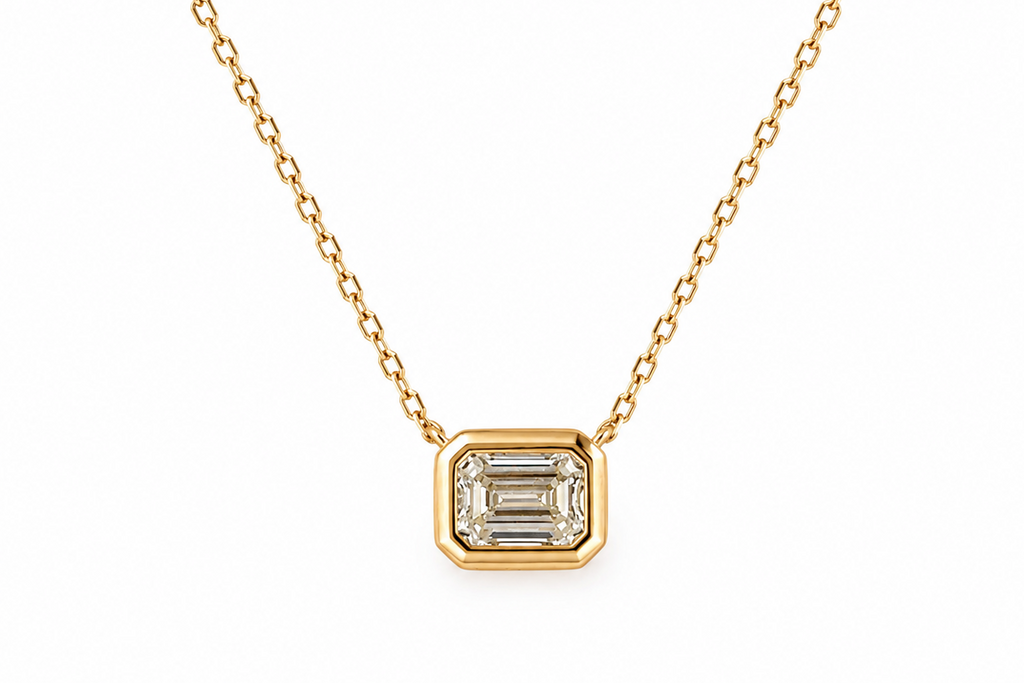 Necklace 18kt Yellow Gold Emerald cut Diamond