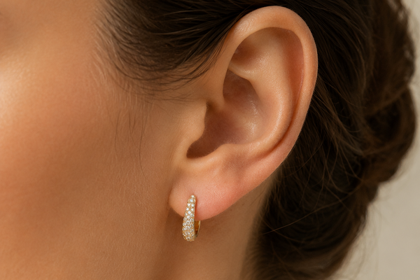 Earrings 14 kt Gold Mini Hoops & Diamonds