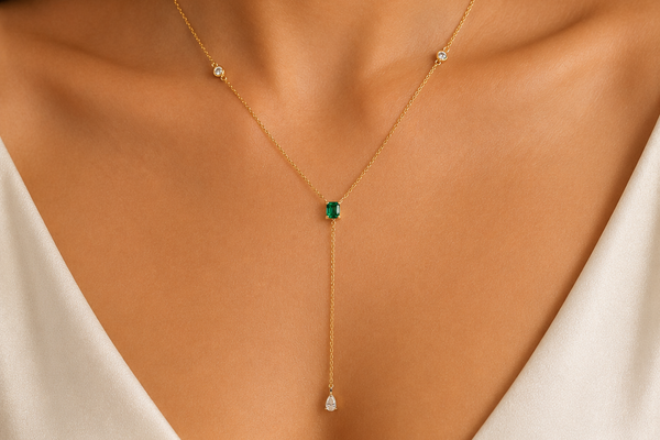Necklace 14kt Gold Emerald cut Emerald & Diamond Drop