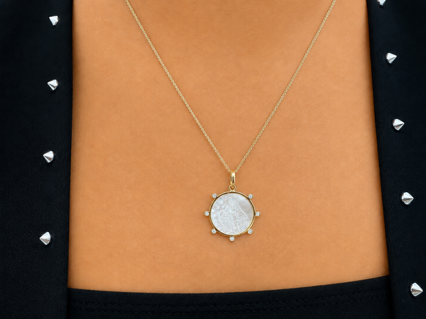 Necklace 14kt Gold Mother Pearl Diamonds Medal Pendant
