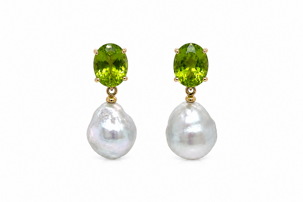 Earrings 14kt Yellow Gold South Sea Pearls Drops with Oval Peridot