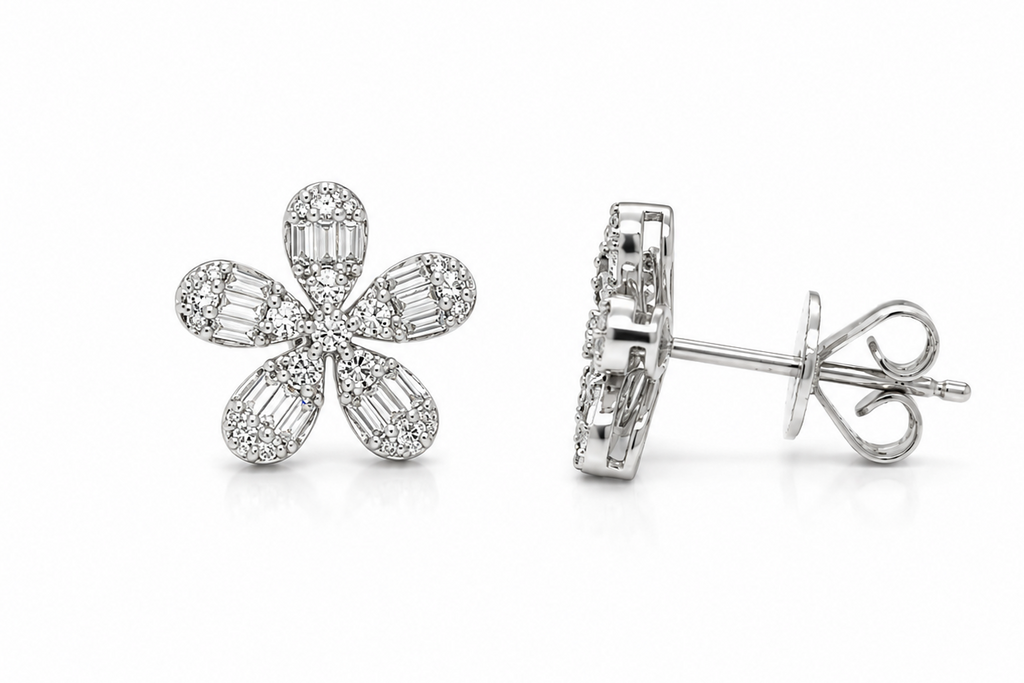 Earrings 18kt Gold Five Petals Diamonds Stud