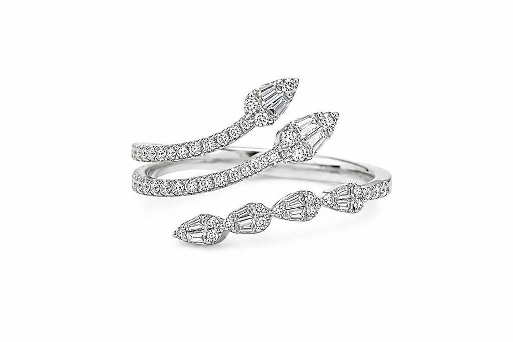 Ring 18kt Gold Open Baguettes and Round Diamonds