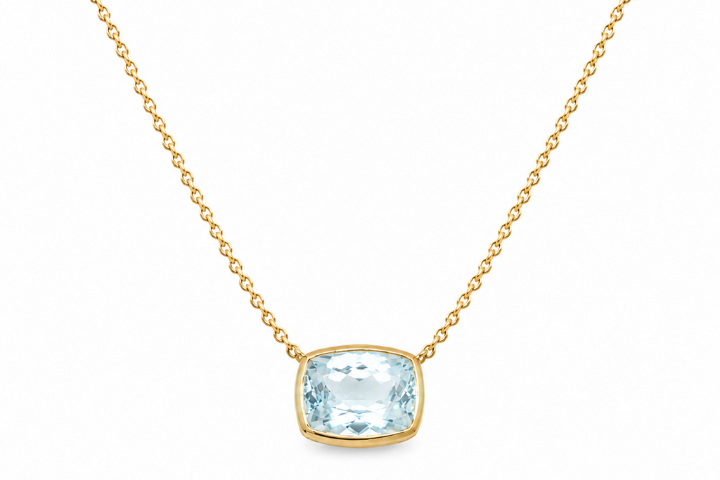 Necklace 14kt Yellow Gold with Central Aquamarine 1.82 carats
