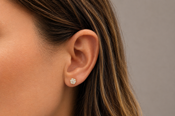 Earrings 0.67 cts Diamonds Round Cluster 14kt Gold