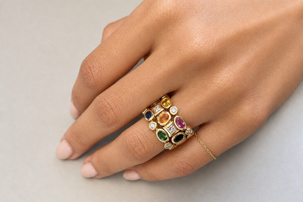 Ring Multicolor Sapphires & Diamonds in Yellow Gold