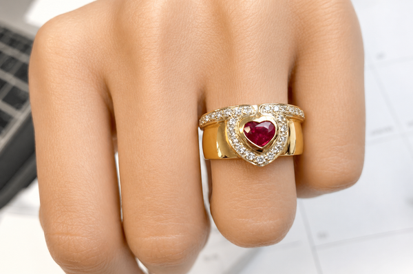 Ring 18kt Two Tone Gold Ruby & Diamonds
