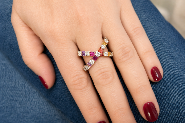 Ring 18kt Gold Criss-Cross Sapphires & Diamonds