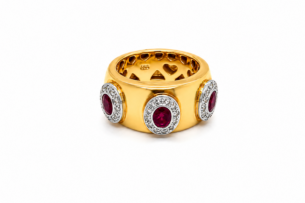 Ring 18kt Oval Rubies & Diamonds