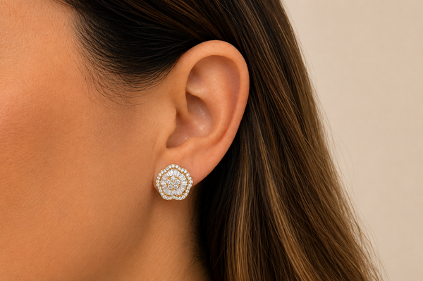 Earrings 18kt Yellow Gold Baguette & Round Diamonds Flowers