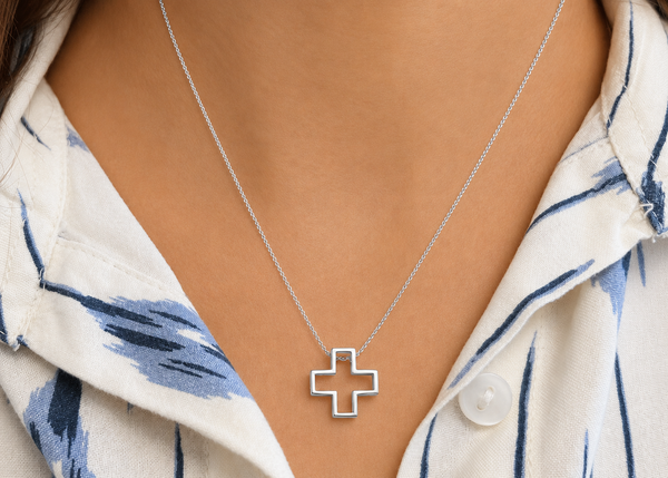 Necklace 14kt White Gold Cross Silhouette