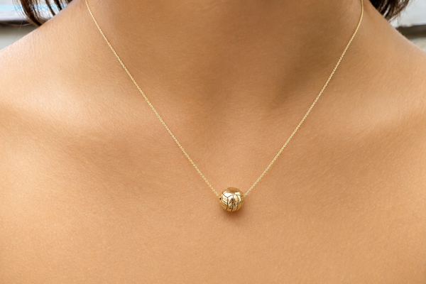 Necklace 14kt Gold Volley Ball