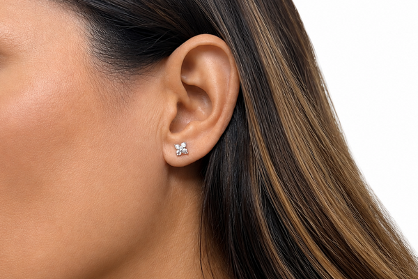 Earrings 0.47 cts Diamonds Flower Cluster Stud 18kt Gold