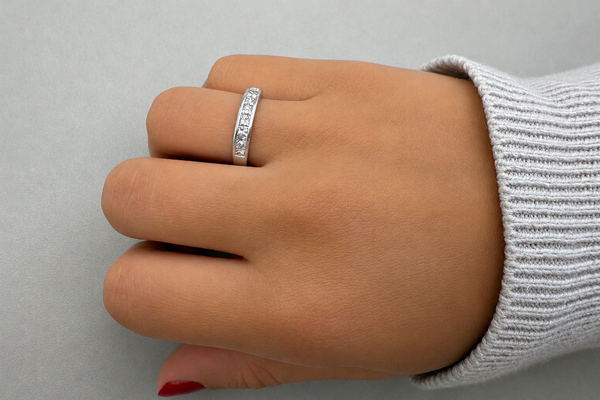 Ring 14kt White Gold Half Band Channel Setting 8 Diamonds 0.74 carats