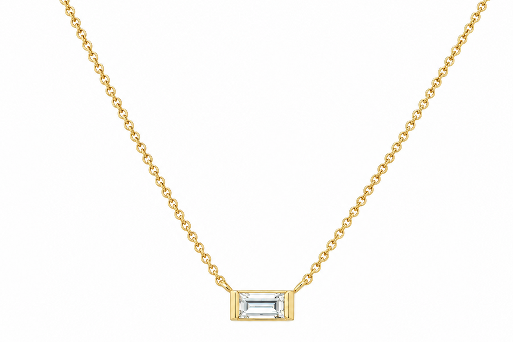 Necklace 14kt Yellow Gold with emeral diamond 0.20 cts