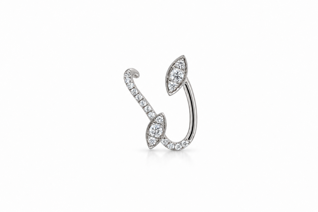 Earring 18kt White Gold Diamonds Ear Climber