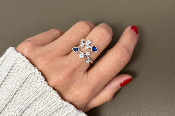 Ring 18kt Gold open Spring Pear Shape Sapphires & Round Diamonds