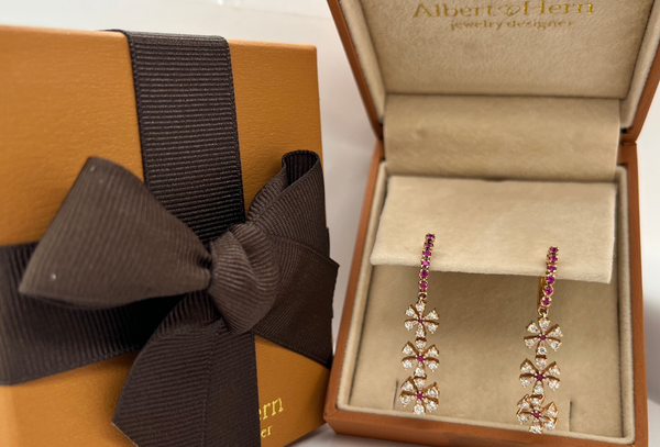 Earrings 18kt Rose Gold Diamonds and Rubies Flowers Drops