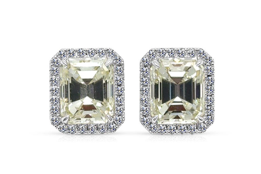 Earrings 18kt Natural Emerald Cut Diamonds 5.24 cts GIA and Halo