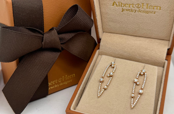 Earrings 18kt Rose Gold open elongated silhouette & Diamonds