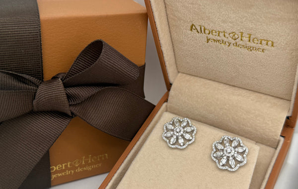 Earrings 18kt White Gold Flowers Baguette & Round Diamonds